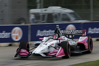 Andretti voa em Detroit e conquista pole; Kanaan é 15º