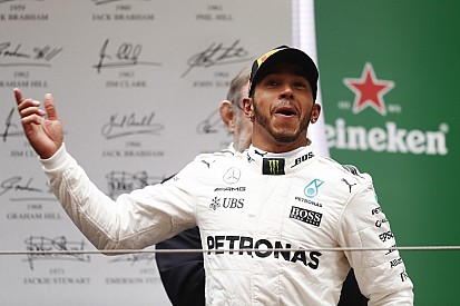 "Hamilton, Ferrari'yle şampiyon olabilirdi"