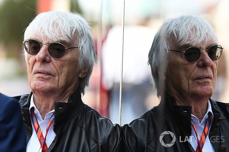 Ecclestone lamenta fim das grid girls: “Eram parte do show”