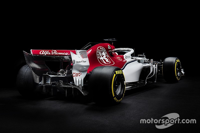 GALERI: Peluncuran Alfa Romeo-Sauber C37
