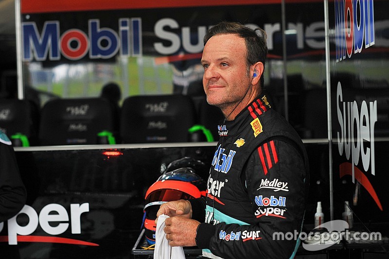 Barrichello bajo observación en el hospital
