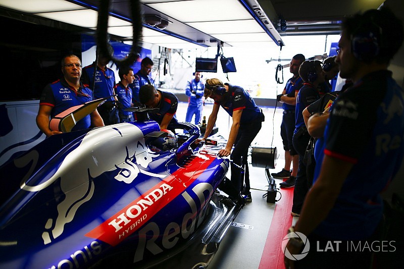 Mesin baru di Kanada, Honda