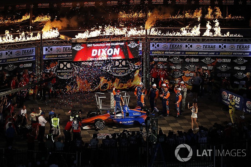 Texas IndyCar: Dixon dominates, takes championship lead