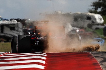 Ricciardo: En azından rakiplerle savaştım