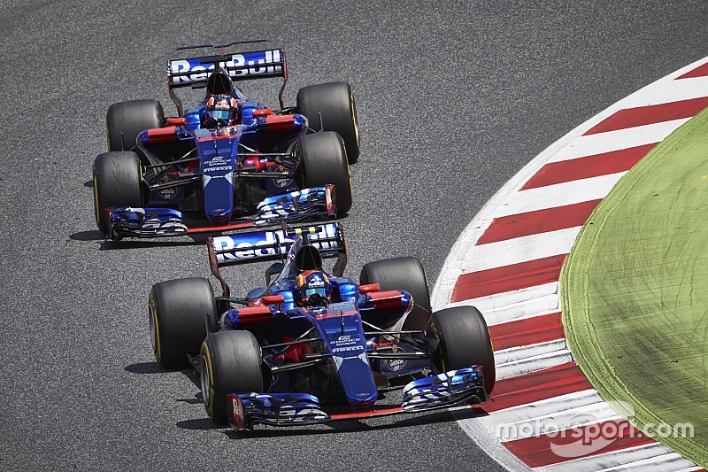 Túl közel kerülhet a Toro Rosso a Red Bullhoz?