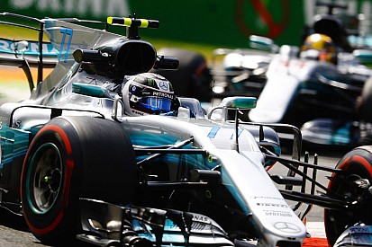 Bottas por delante de Hamilton en la segunda práctica