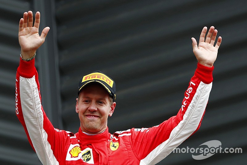 Vettel ya es el tercero más ganador de la historia