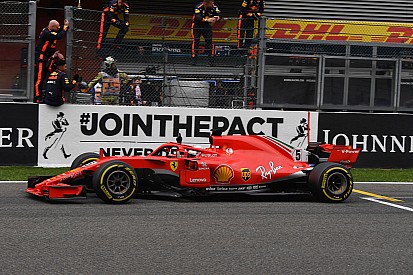 Így énekelt Vettel a Belga Nagydíjon (videó)