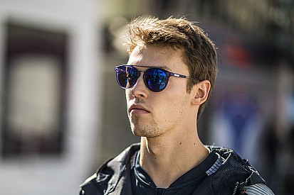 Квят сяде за кермо Ferrari на шинних тестах Pirelli