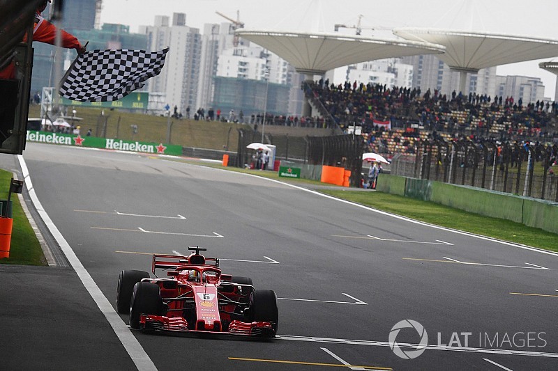 Çin GP: Mercedes'e büyük şok, Vettel pole'de, Ferrari 1-2!