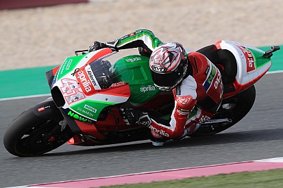 Espargaro: "Aprilia moet motor verbeteren om mij te houden"