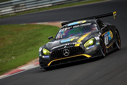 24h-Qualifikationsrennen: Mercedes setzt sich knapp gegen BMW durch