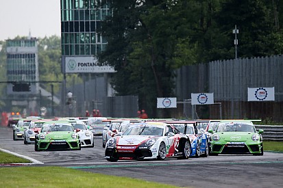Carrera Cup Italia, giro di boa thrilling a Misano