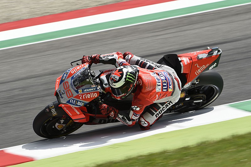 Ducati: Lorenzo stiehlt Dovizioso die Show, Pramac stark