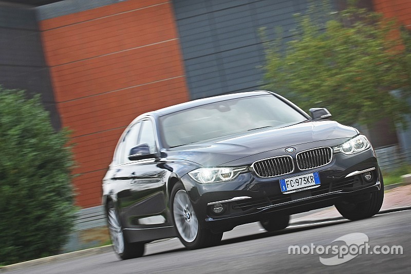 BMW 330e, ibrida per divertimento