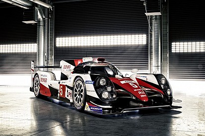Mobil LMP1 TS050 terbaru dari Toyota resmi diperlihatkan