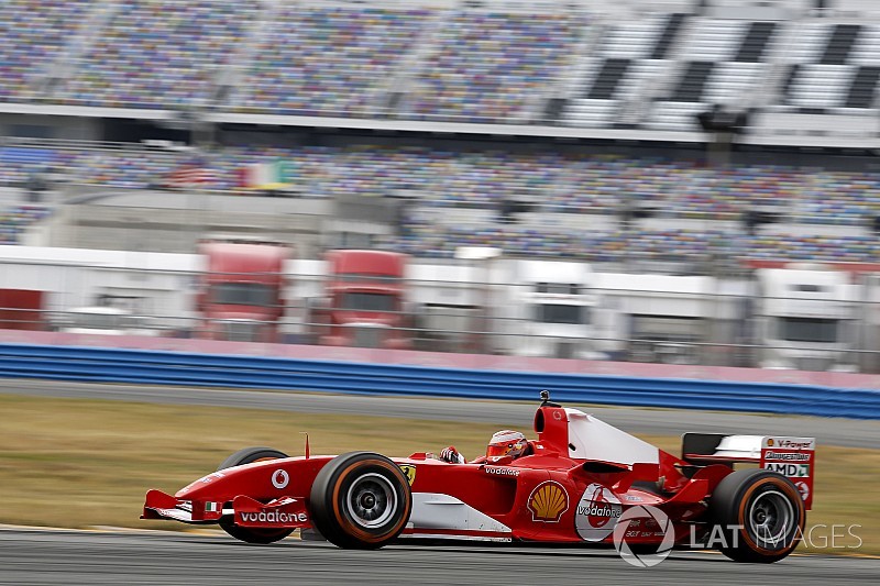 Ferrari F2004 será exibida no Autosport International Show