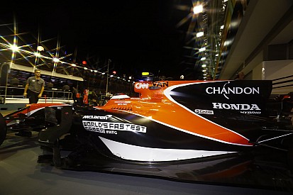 Honda señala a McLaren: "Les cuesta adaptarse a los cambios"