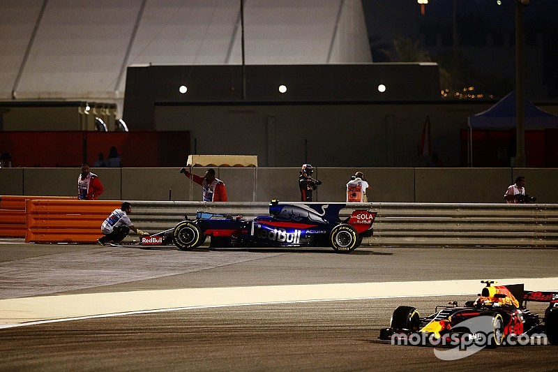 Horner insiste en retirar el T-wing tras el incidente de Bottas y Verstappen