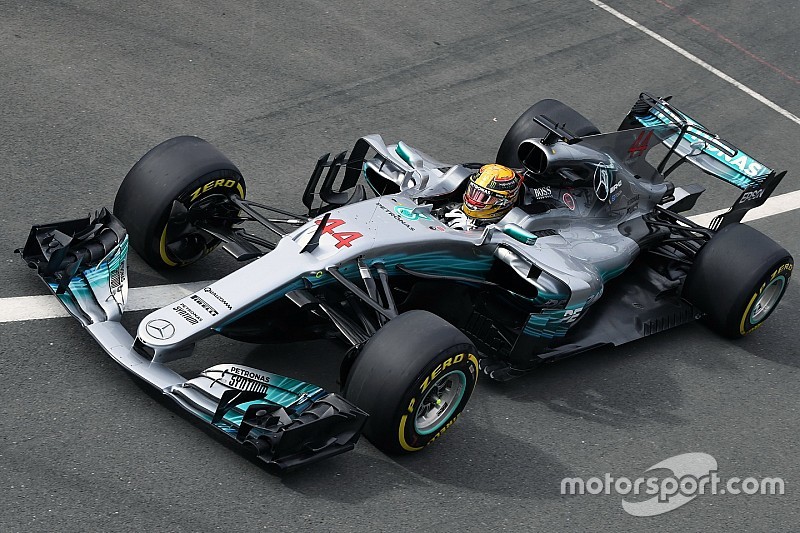 Formel 1 2017 in Silverstone: Lewis Hamilton knapp vor Sebastian Vettel