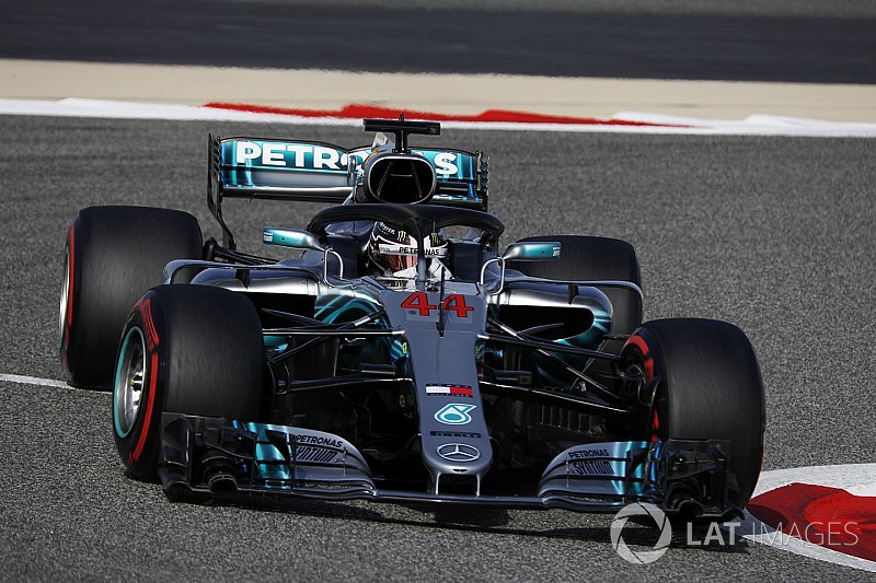 Hamilton yarışta yükselmeyi umuyor