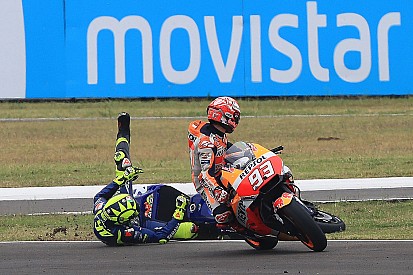 GALERIA: Márquez joga Rossi fora da pista na Argentina