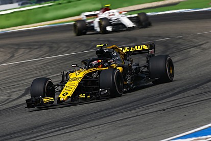 Sainz e Ericsson dão versões distintas de incidente em SC
