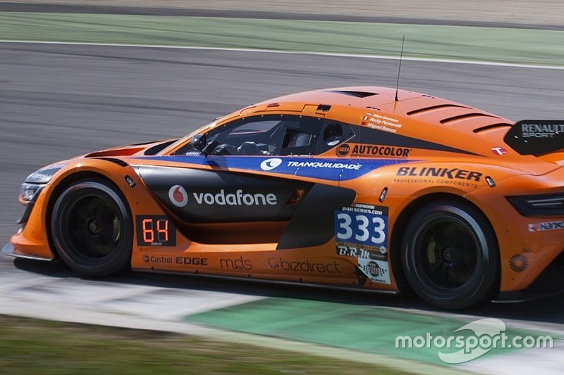 12 Ore del Mugello: trionfa la Renault RS01 del V8 Racing