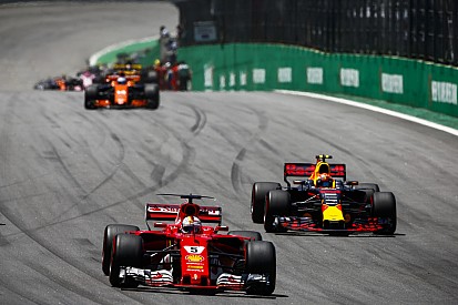 Red Bull, Brezilya'daki performans için Renault'yu suçladı