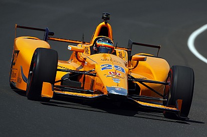 Indy 500 2017: Fernando Alonso im Rookie-Training an der Spitze