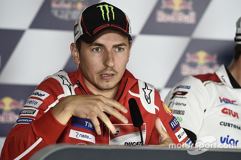 Lorenzo: “El objetivo es ser regularmente la primera Ducati”