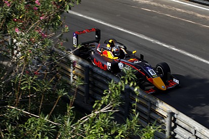 Macau GP: Ticktum wins as top two crash at final corner