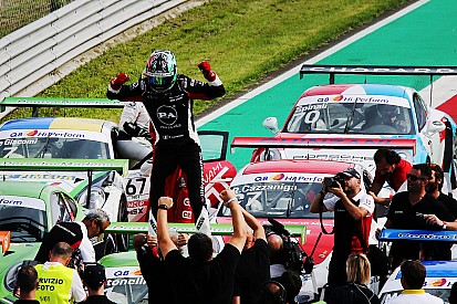 Carrera Cup Italia, Monza: Bertonelli riapre tutto e si emoziona