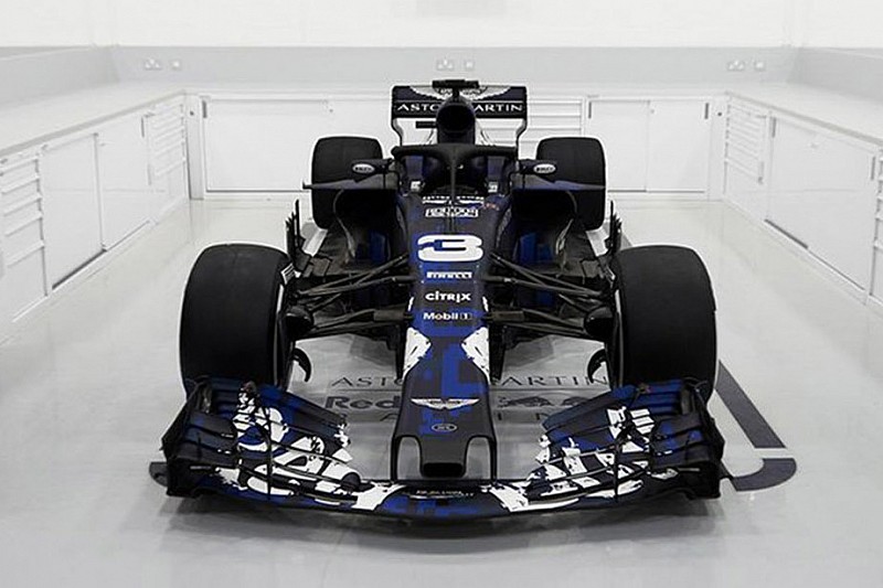 Fotogallery: ecco le prime foto della Red Bull RB14
