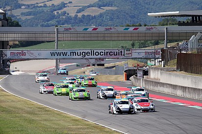 Arrivano in pista i piloti della Carrera Cup Italia per la terza gara del Mugello