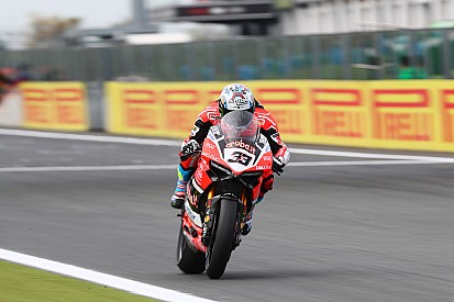 Melandri et Davies à la croisée des chemins lors de la Course 1