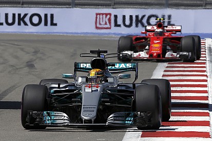 У Mercedes визнали перевагу Ferrari