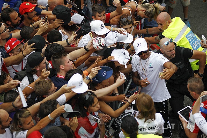 Portré az F1-es szurkolókról és a jövőbeni tervekről: út az élvezhetőbb F1-hez