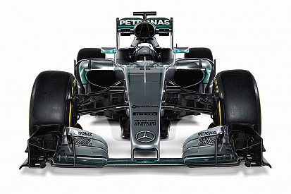 Wereldkampioen Mercedes showt nieuwe Formule 1-auto