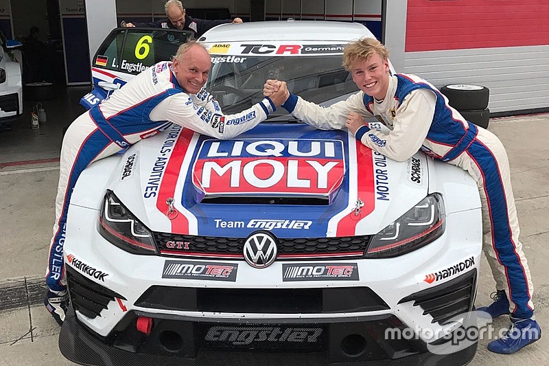 Luca Engstler gewinnt bei Debüt im TCR-Tourenwagen