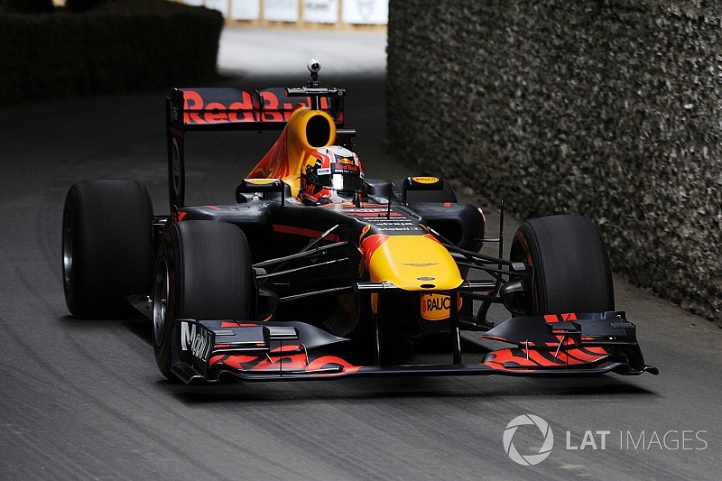 Відео: онборд із машини Ф1 Red Bull на вулицях Коломбо