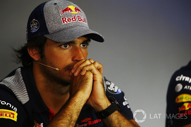 【F1】レッドブル代表、サインツの”移籍発言”に「不誠実」と苦言