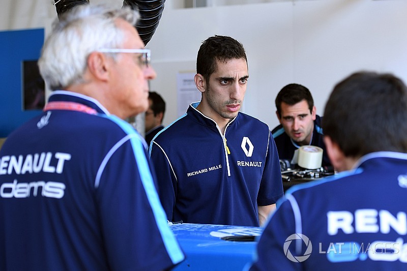 Sebastien Buemi es descalificado de la Carrrera 1 en Montreal