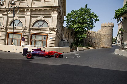 Video: Onboard rund um die Formel-1-Strecke in Baku