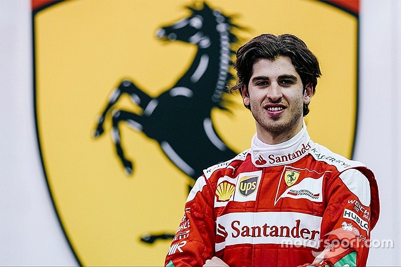 Джовинацци дебютировал за рулем Ferrari
