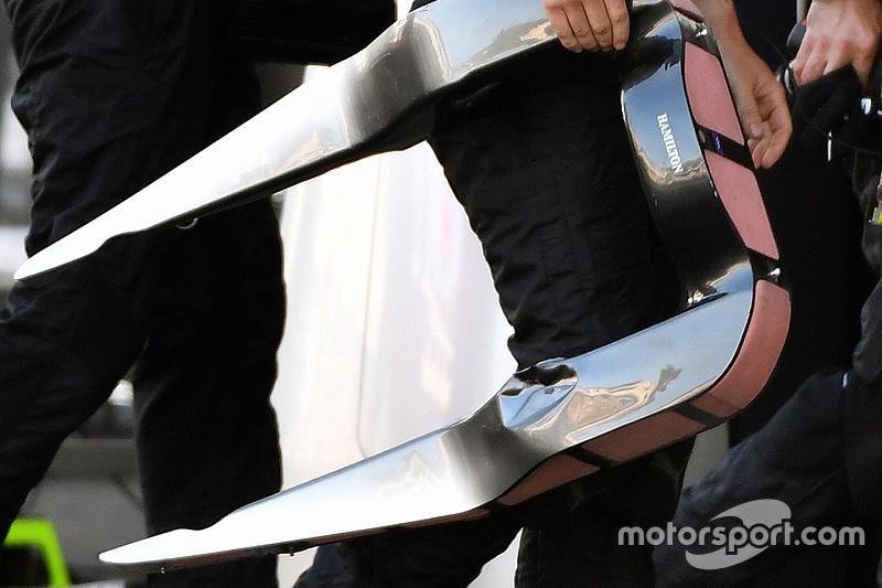 Mercedes akan ganti desain pin headrest setelah masalah Baku