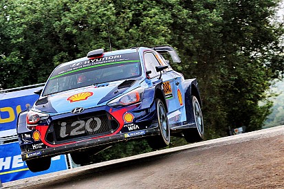 Neuville vows to take more risks in WRC title run-in