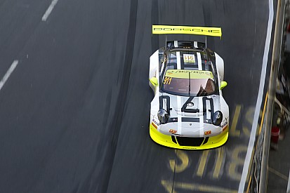 GT in Macau: Audi und Porsche dominieren 1. Training