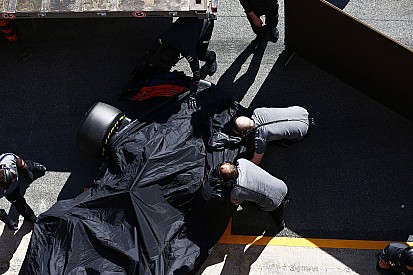 Honda repite problemas