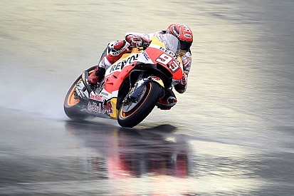 Motegi MotoGP: Marquez dominates wet first practice